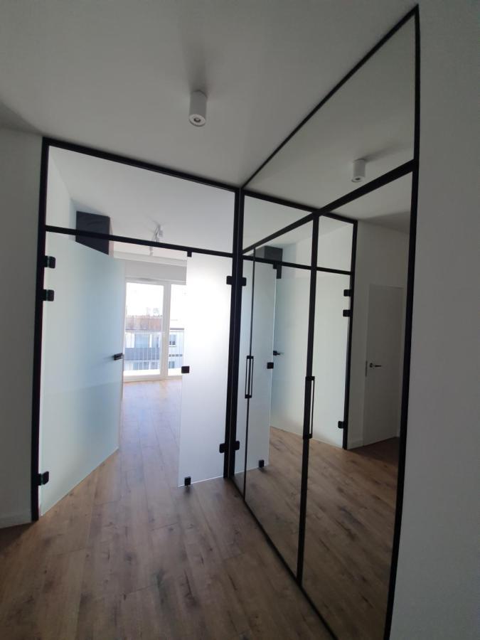 Home Apartament Metro Mlociny 97 Varsó Kültér fotó