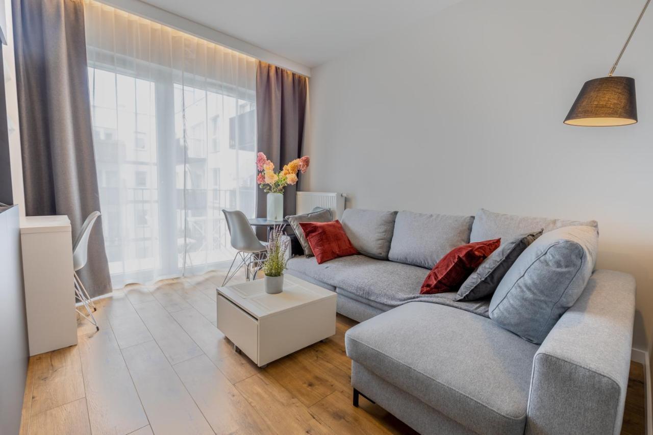 Home Apartament Metro Mlociny 97 Varsó Kültér fotó
